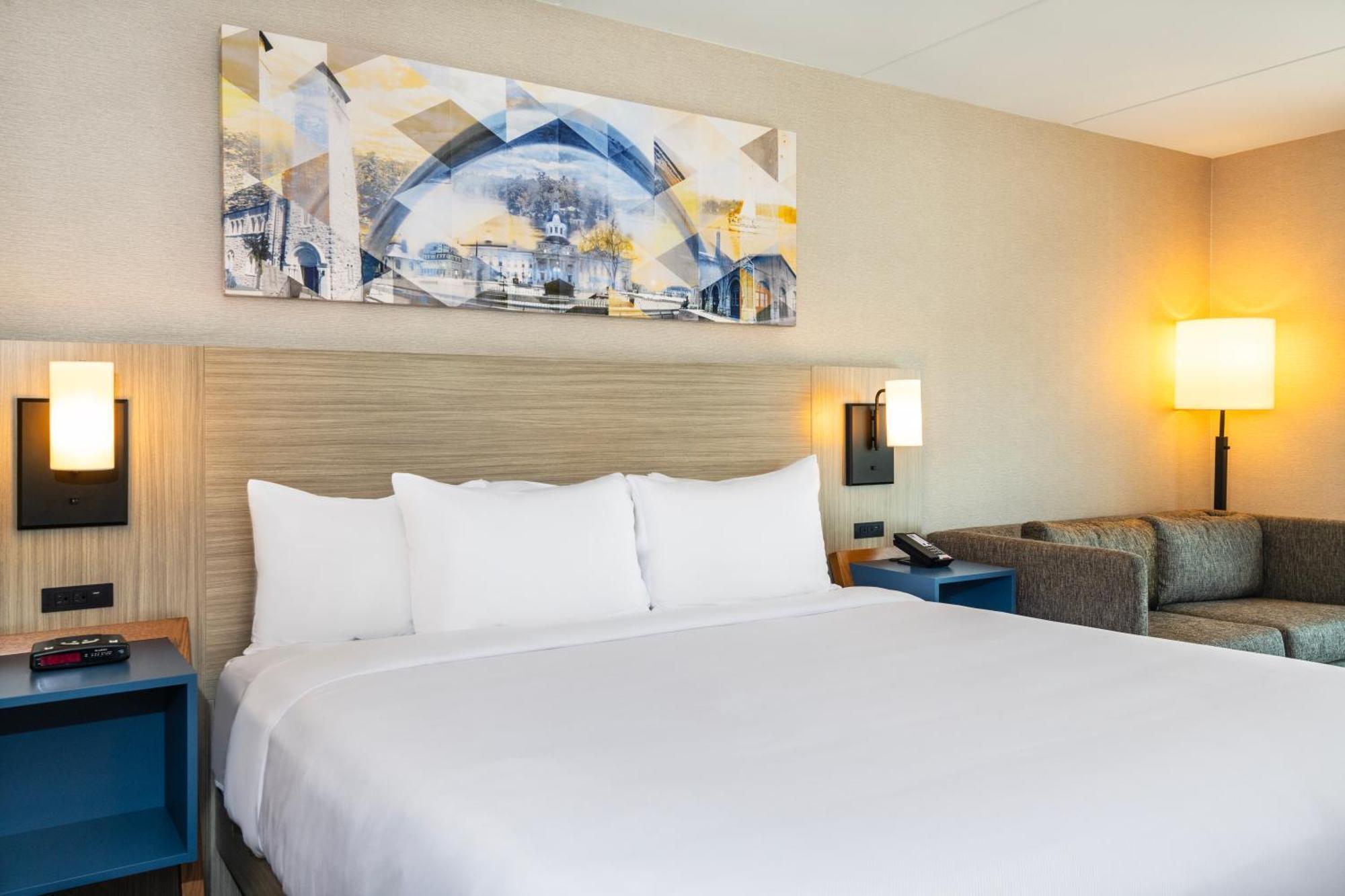 Comfort Inn Kingston Highway 401 Exterior foto